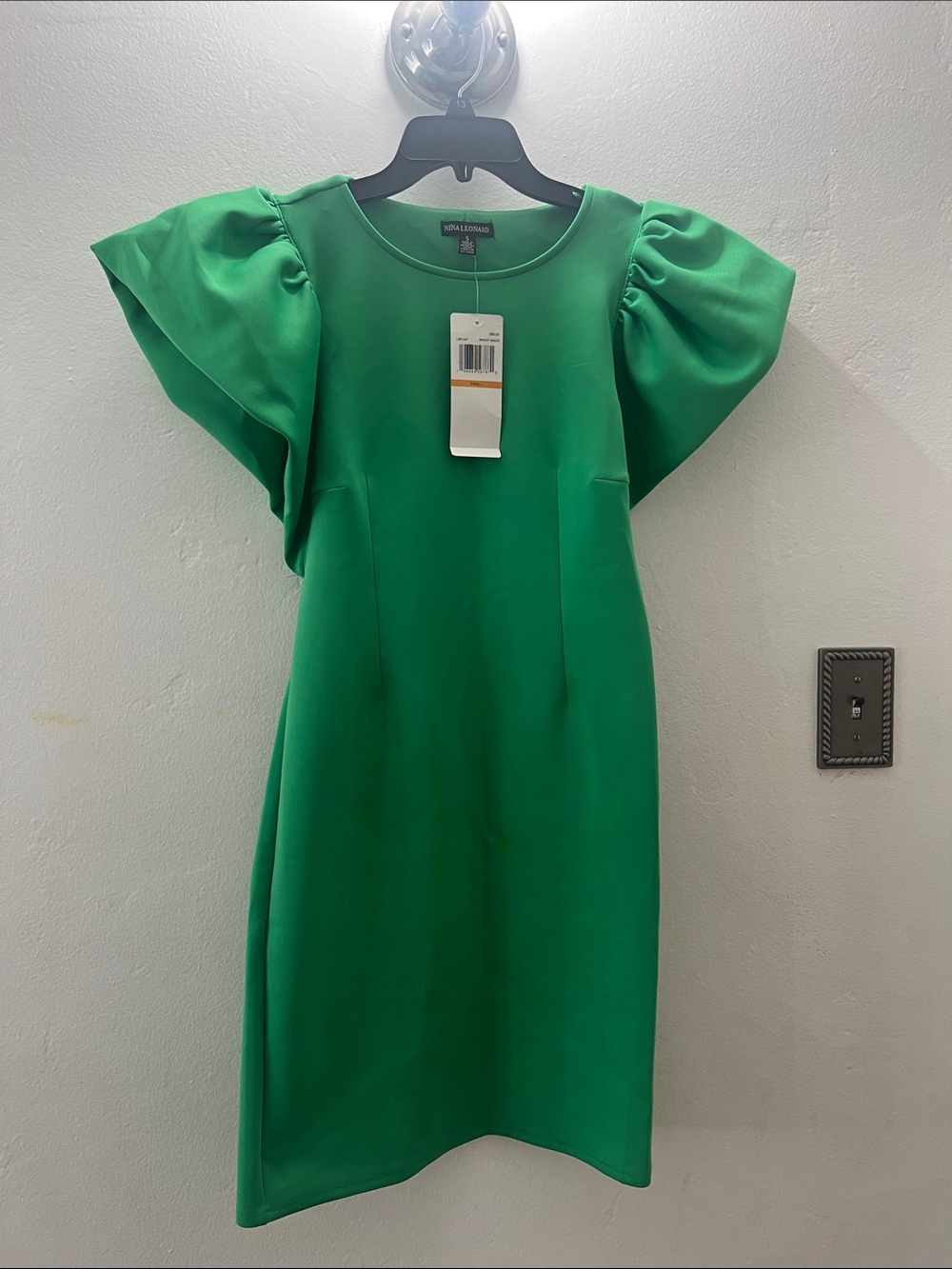 Green Puff Sleeve Shift Dress